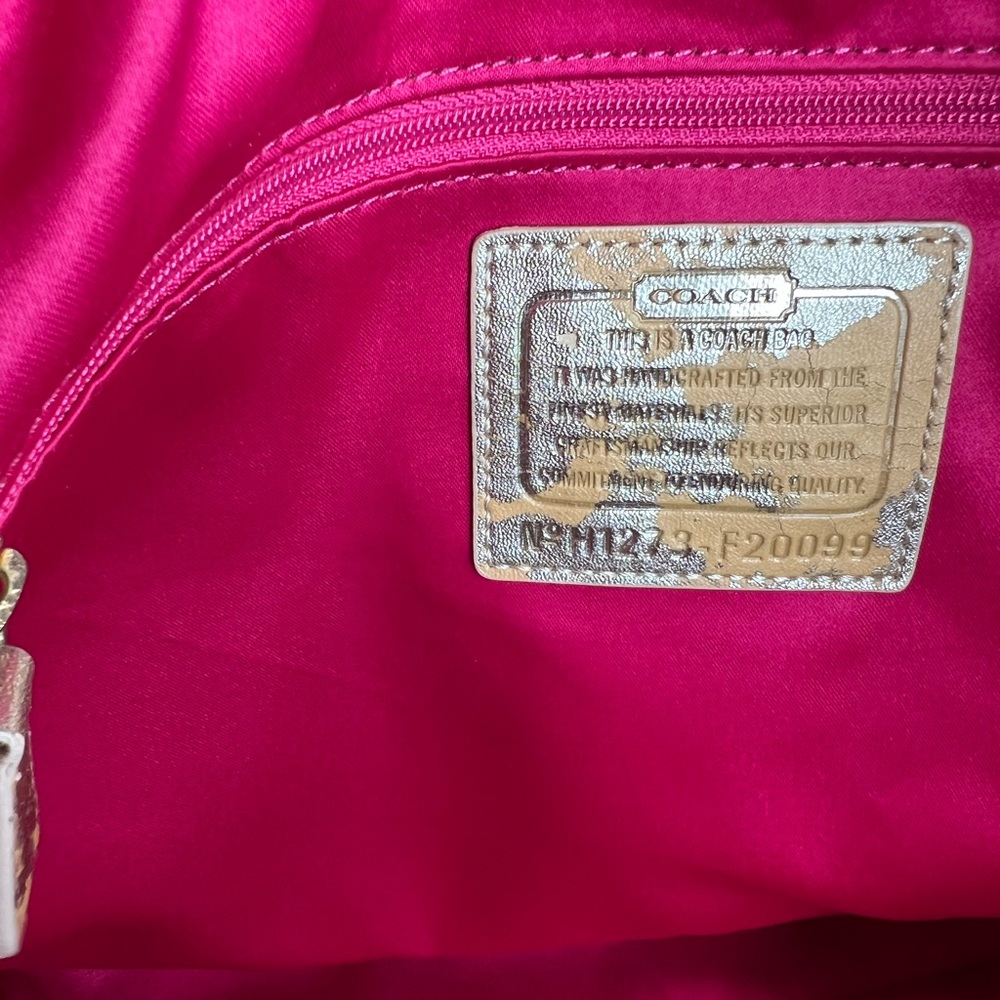 Authentic Coach bag - Picture 16 of 16